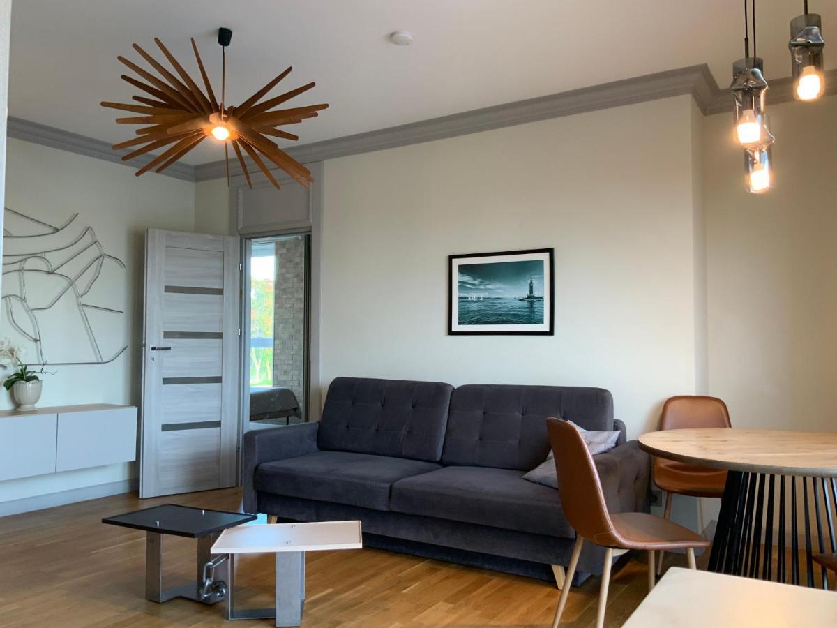 Riverside Apartment Self Check-In Klaipėda Esterno foto